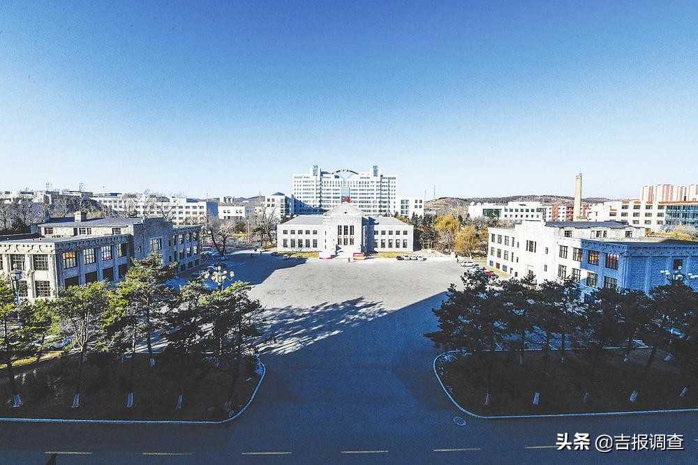 东北电力大学考研科目（东北电力大学有组90年历史的石头楼群）