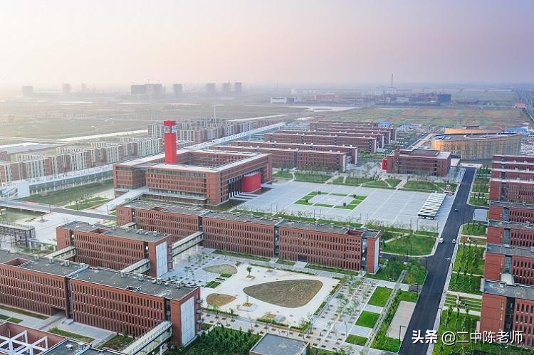 广西一本投档线出炉，清华北大玩反转，985大学过线13分可上