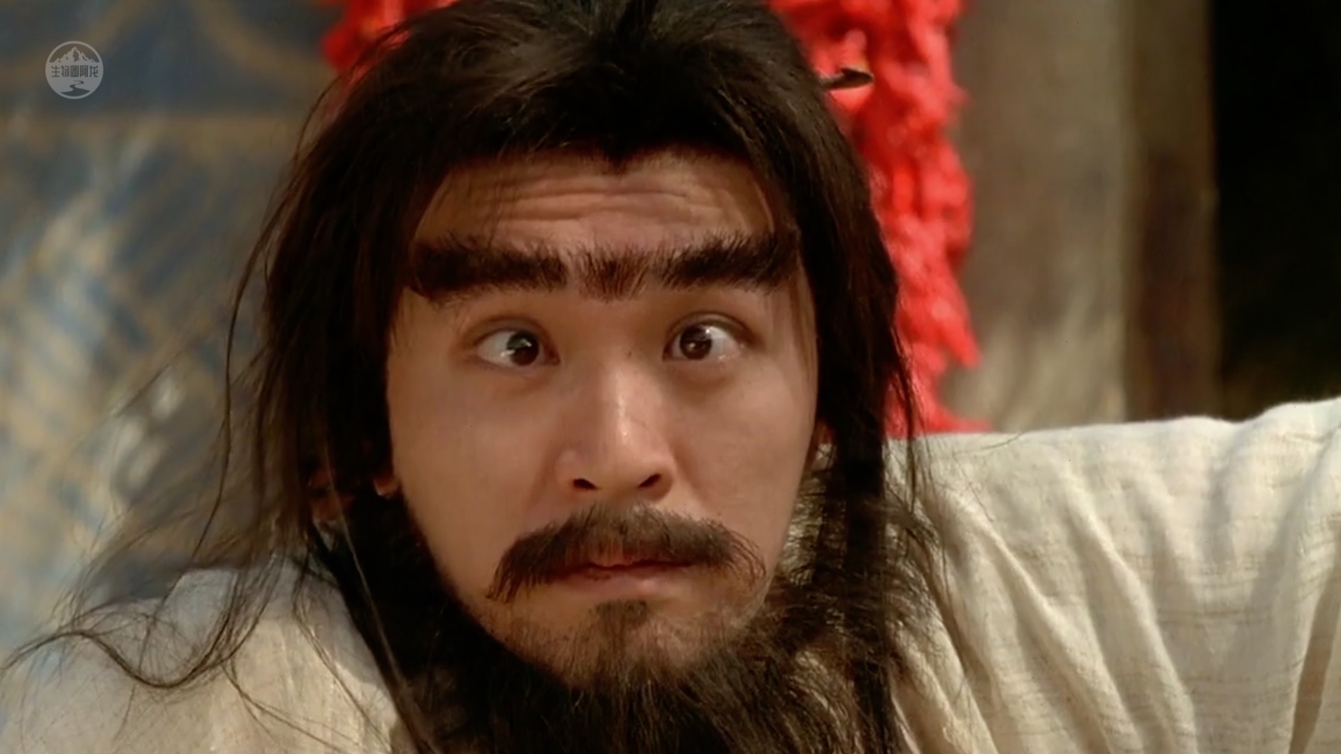 男人的胡子大有用处！有智慧的男人把胡子做成了广告牌
