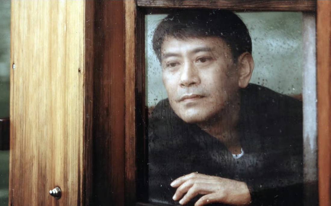 罗文怎么死的(歌在人心!