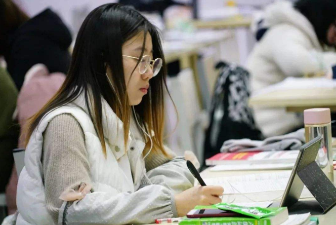 考研后含金量高的专业，不仅就业率高身价飙升，未来发展也很好