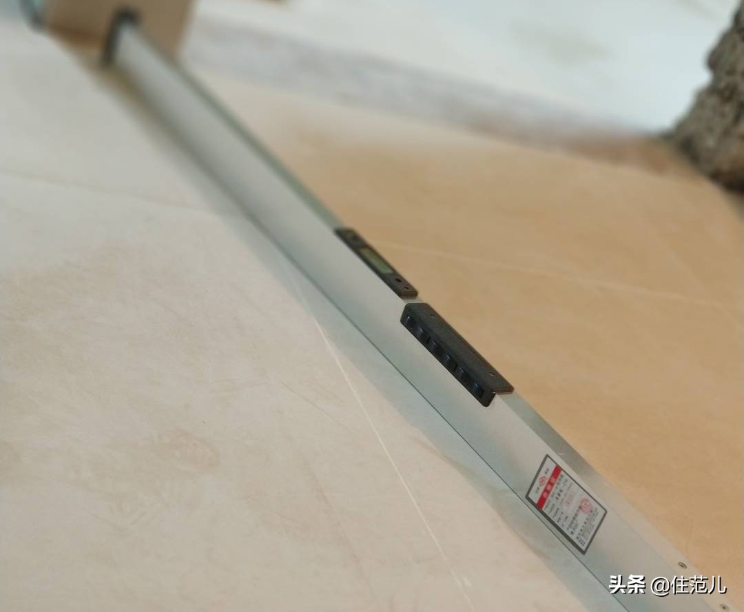 墙面多花1万，廉租房直接变豪宅