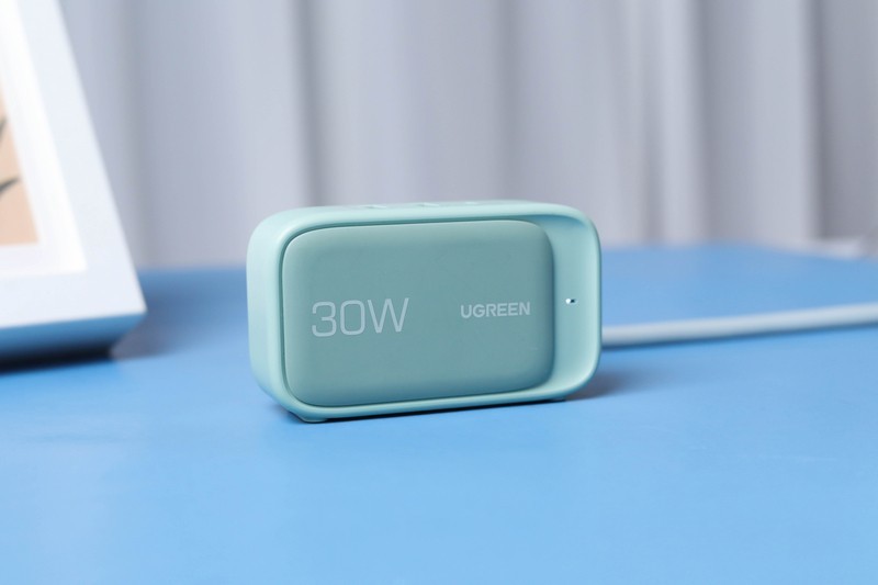 插座造型大赏！八角、长条还有收音机？做个插座都是爱你的形状