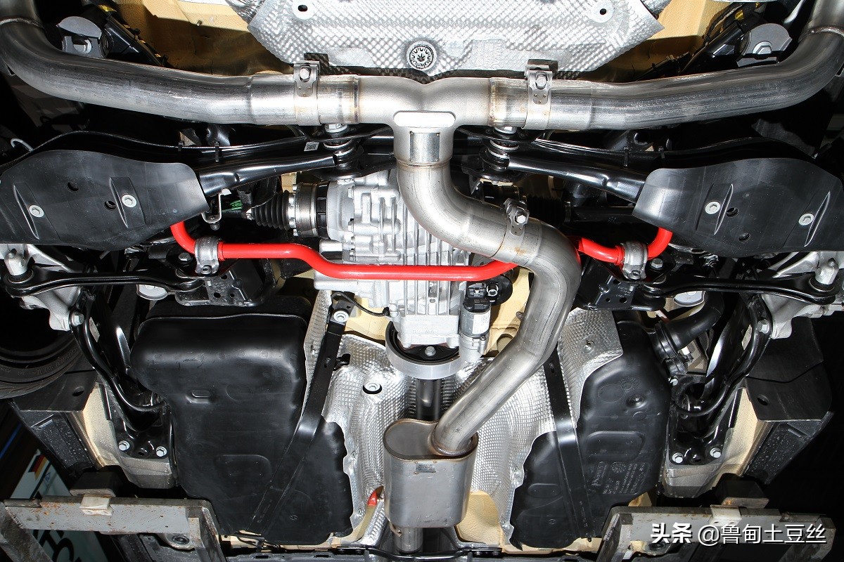 「毂锐驰」优雅与性能兼具—大众CC猎装版 380 R-Line X REVO二阶改装