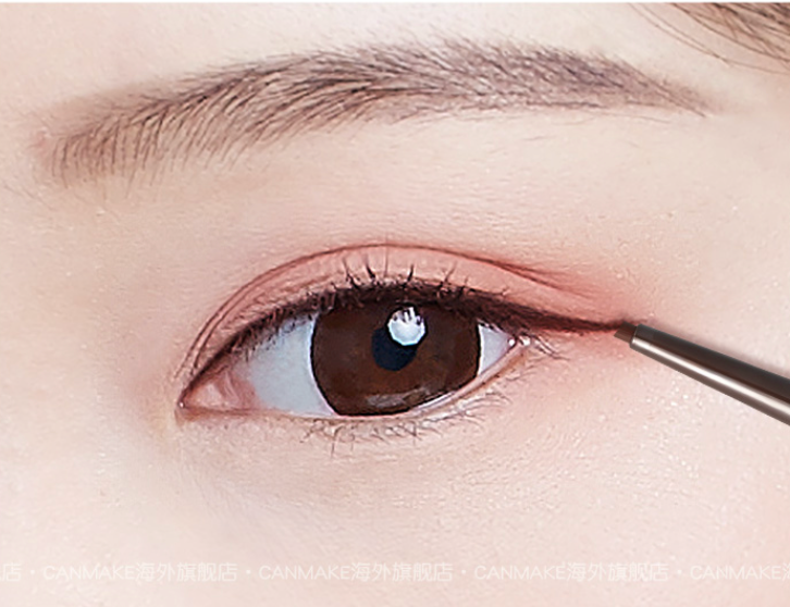 那些年填满宿舍桌的开架彩妆，你还记得吗？