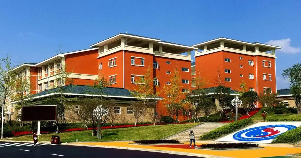 四川有所“中医药”命名的医学高校，已培养10万名医药卫生人才