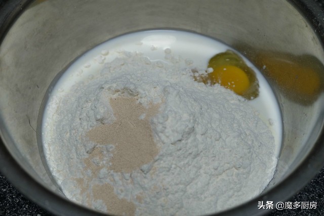家庭自制油條的做法大全,家庭自制油條的做法大全視頻
