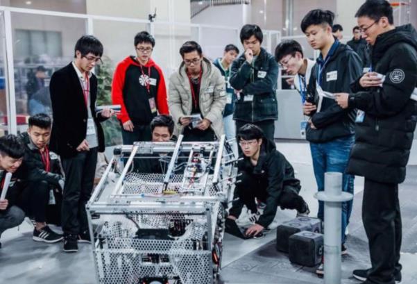 东南大学自称是“四大工学院”之首，网友笑了：你让华科情何以堪