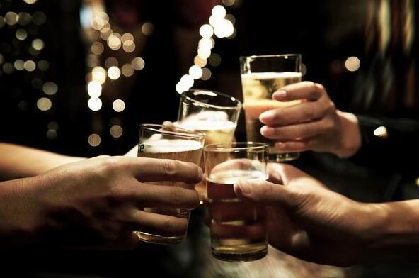 醒酒最快方法：几种有效解酒食物推荐