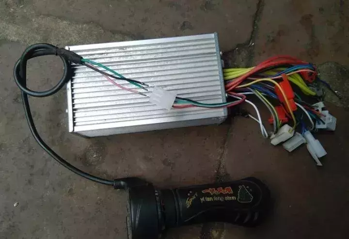 电动车时走时不走怎么修理