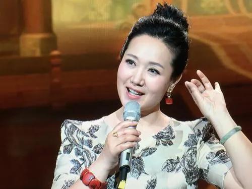 京剧界有人一直单身，也有人拥有美满幸福的爱情