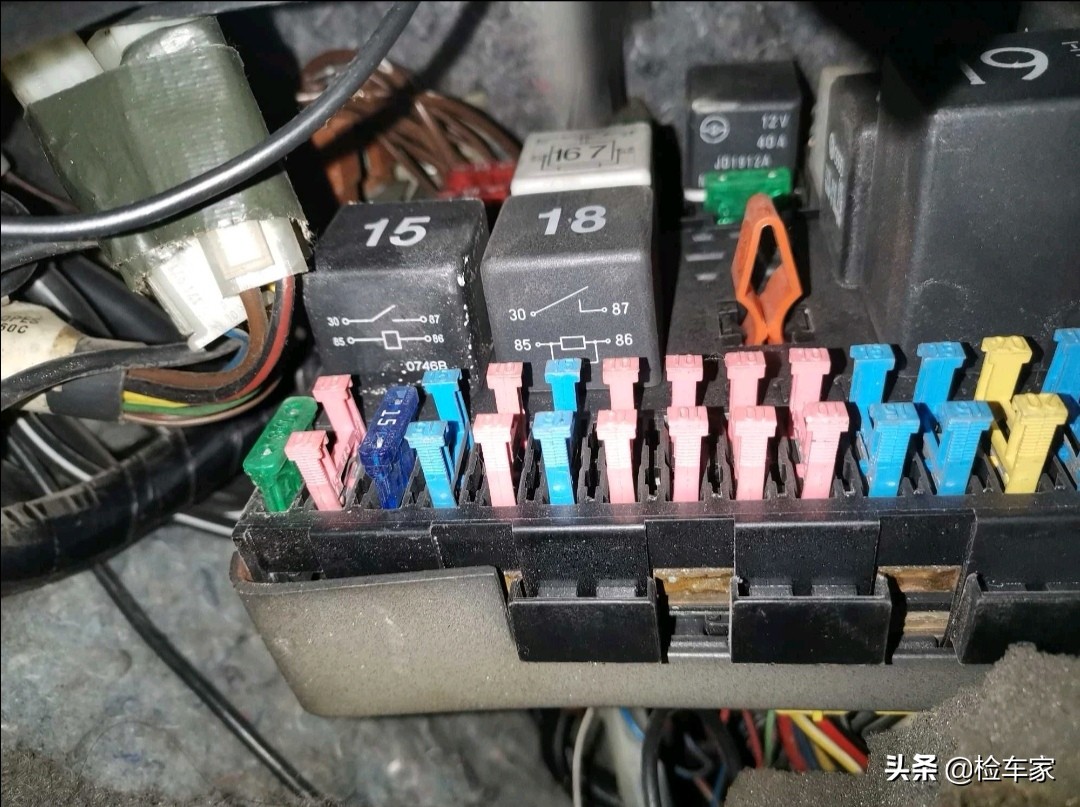 情怀无价，六千买辆修车费翻几倍的老普桑，买主：卖一台少一台