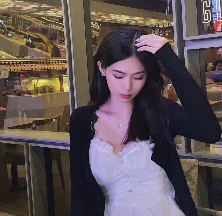 第一跳水美女出炉！全红婵师姐美貌不逊同名女星，14岁曾赢陈若琳