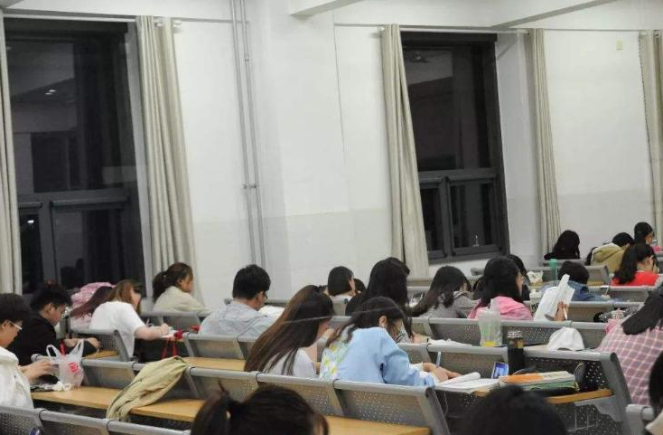 “天价学费”的民办本科，为何教育部却不禁止，背后还有这些原因