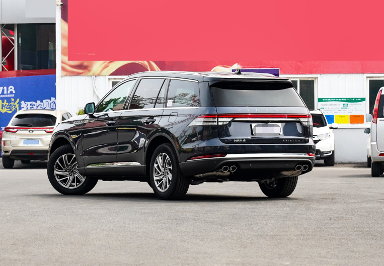 少花20万它不香吗？林肯飞行家和奥迪Q7两款豪华SUV怎么选？