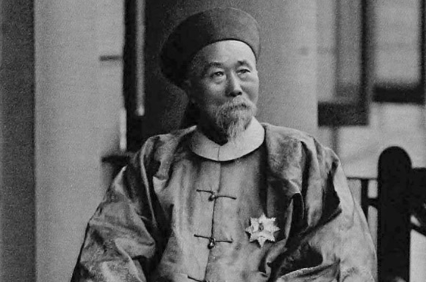 复旦创始人马相伯：91岁卖画捐赠将士，为何会说自己是条狗？