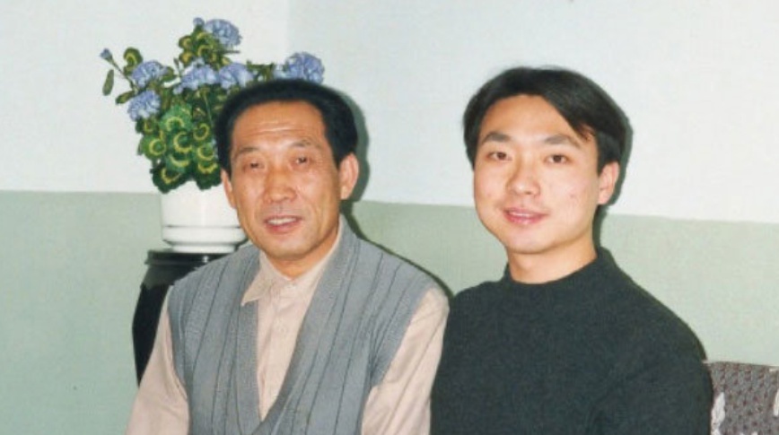 结婚24年恩爱如初，