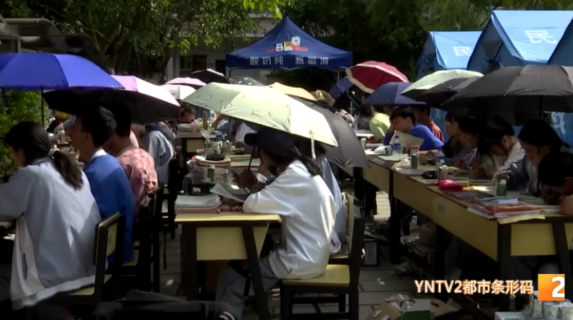 复课、备战高考不能耽误！震区学校开设“夜间教室”继续让孩子们学习