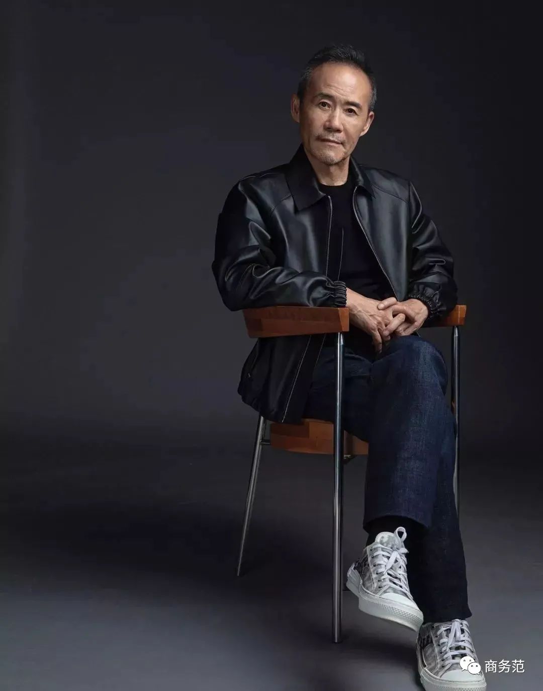 马斯克穿纪梵希变时髦，中年男富豪都爱穿什么牌子？