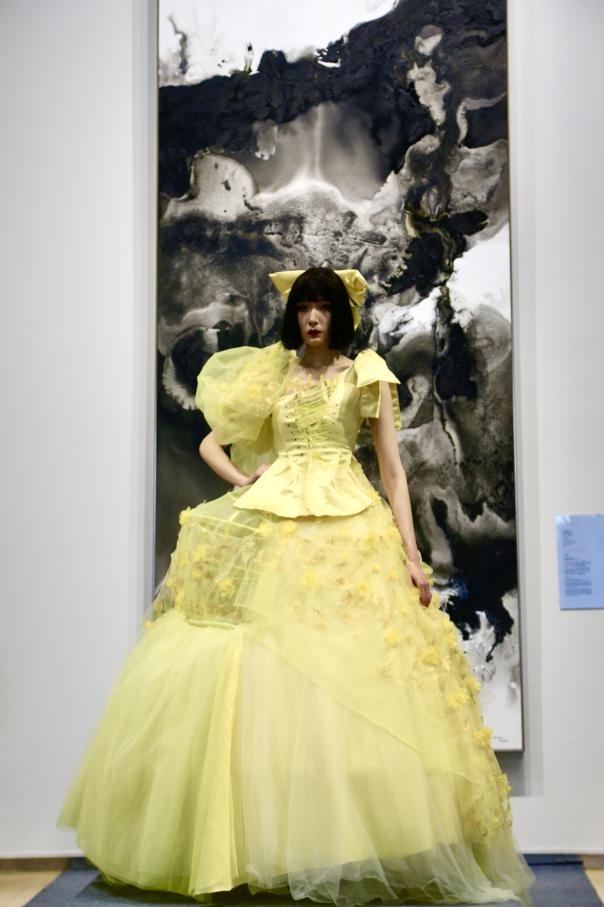 “最美美术馆”遇见“最美服装秀”江汉大学STYLE SHOW项目式教学成果展首秀圆满举行