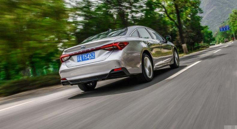 23万没要大众迈腾提了亚洲龙，开了239公里，车主终于说出心里话