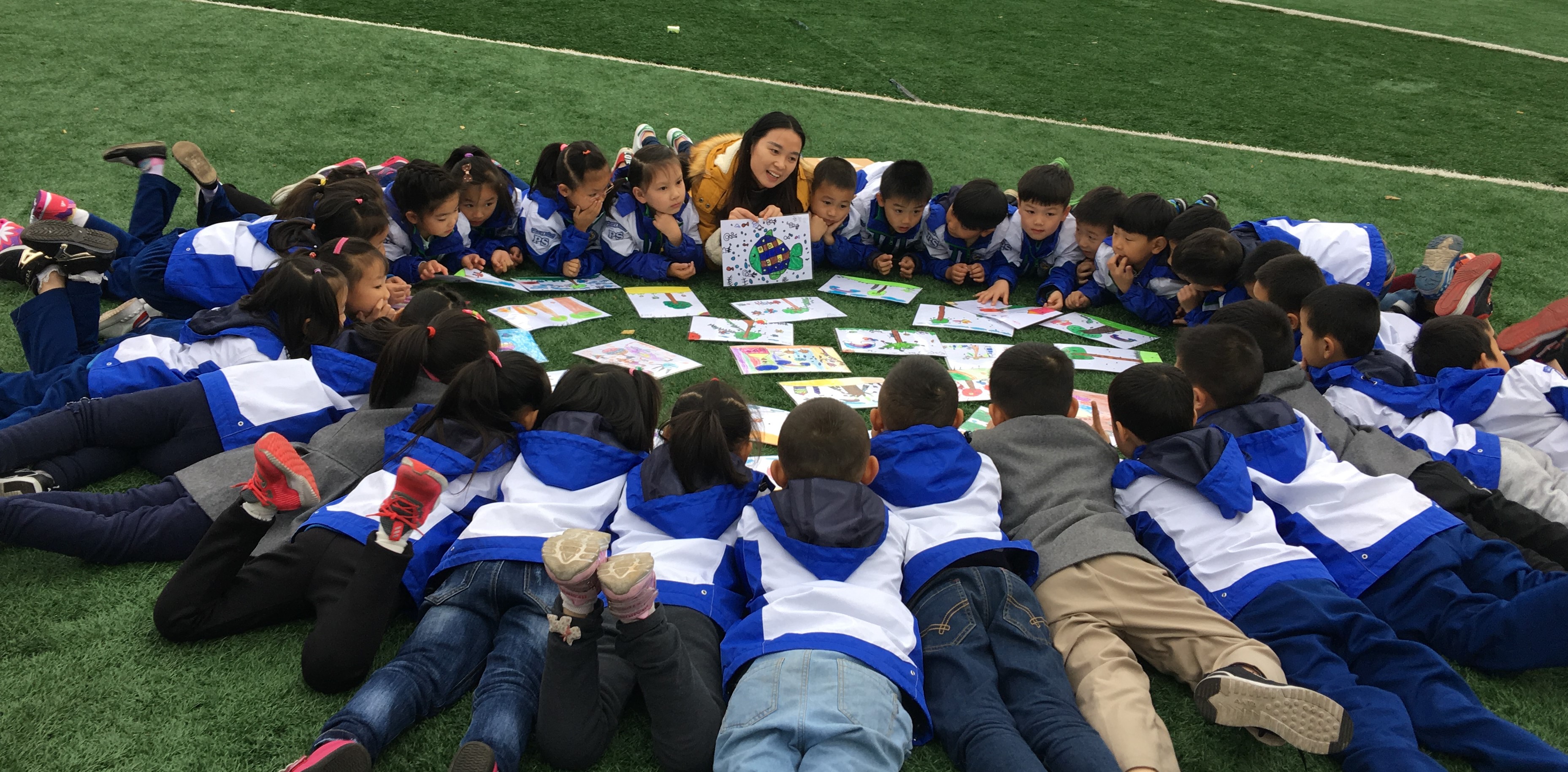 许孩子一所充满爱和智慧的学校