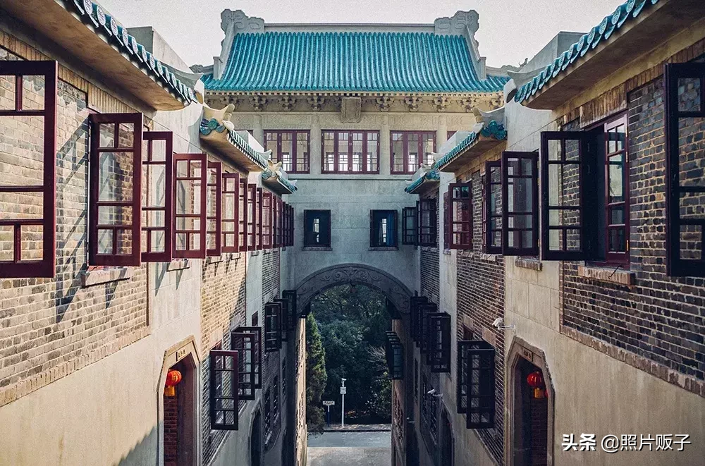 中国最美6所大学，镜头下的它们，不出意外的好看