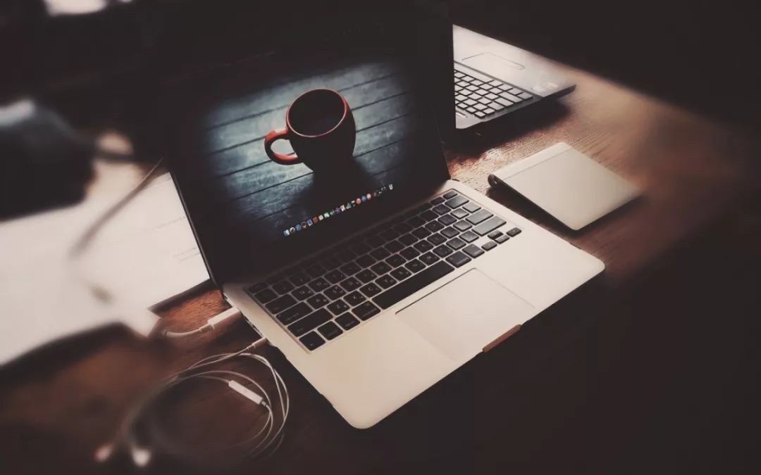 生活远比想象中艰难，但是你的爱也远比想象中更强大呀！