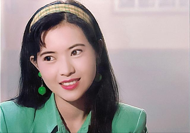 “四大癫王”蓝洁瑛：20岁出道，21岁演梁朝伟老婆，55岁逝于厕所