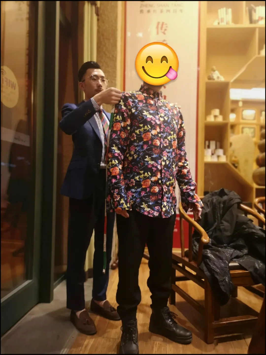 万万没想到，谍战片里才有的衣服牌子居然可以在成都定制