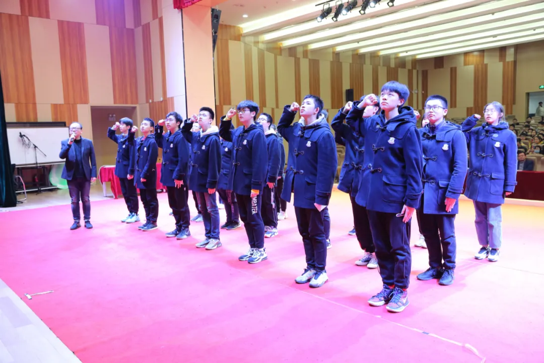 惊人速度崛起！这所九年制学校数学品牌太强了