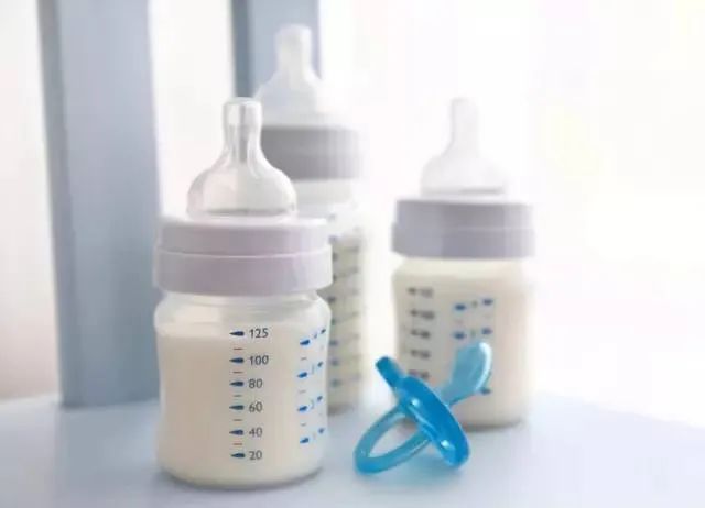 15款进口婴儿奶粉横评，9款测出致癌物？