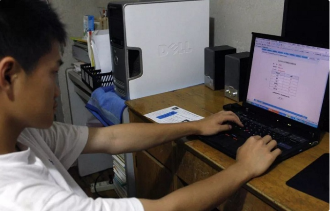 多省市2021高考分数线出炉，有人欢喜有人忧，文科生感到有些头疼