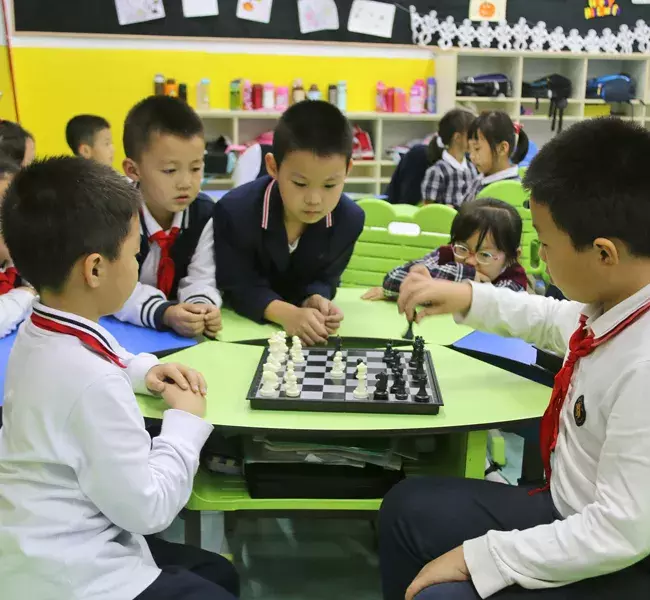 揭秘深圳鹏兴实验学校！学位供不应求，这所学校到底有什么魅力？