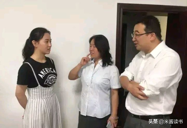 贵州女孩坚持一个习惯养成学霸，数学满分，720分摘状元上北大