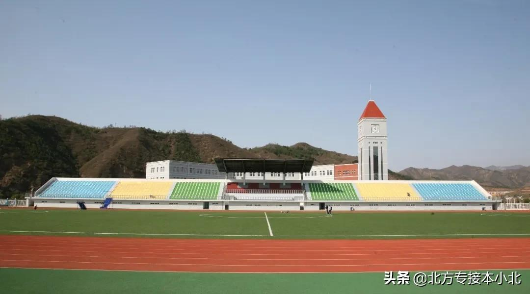 承德医学院：依山而建，四季有绿的“皇家医学院”