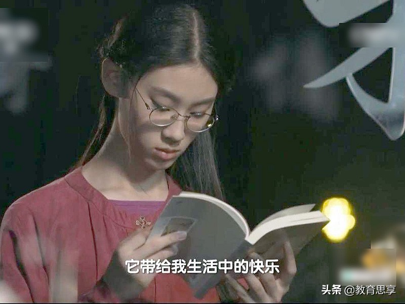 “国民才女”武亦姝613分上清华，最好的教育，就是父母的陪伴