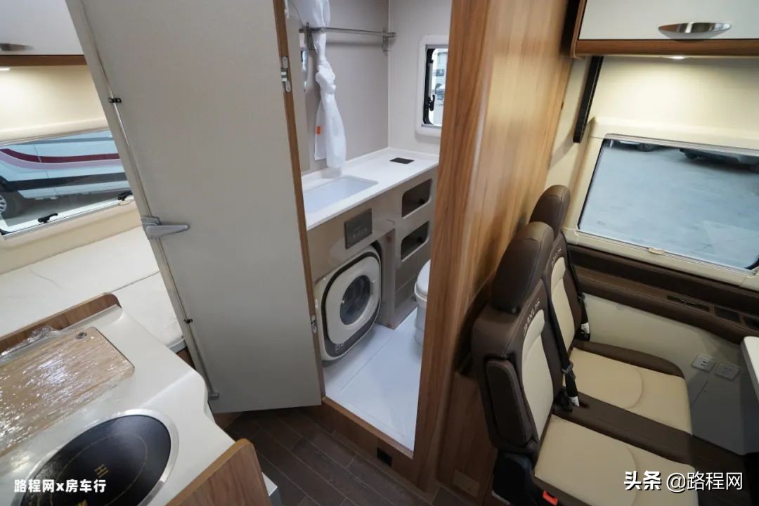 5.27上海房车展:上汽大通MAXUS全系房车合辑，原厂车型，品质优良