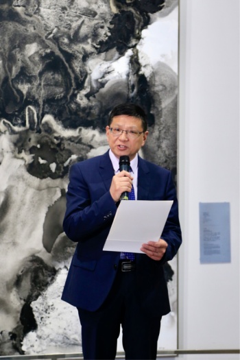 “最美美术馆”遇见“最美服装秀”江汉大学STYLE SHOW项目式教学成果展首秀圆满举行