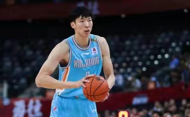 周琦nba为什么不上场(自废一年！周琦发文宣布退出CBA新赛季，名记曝内幕引发争议)