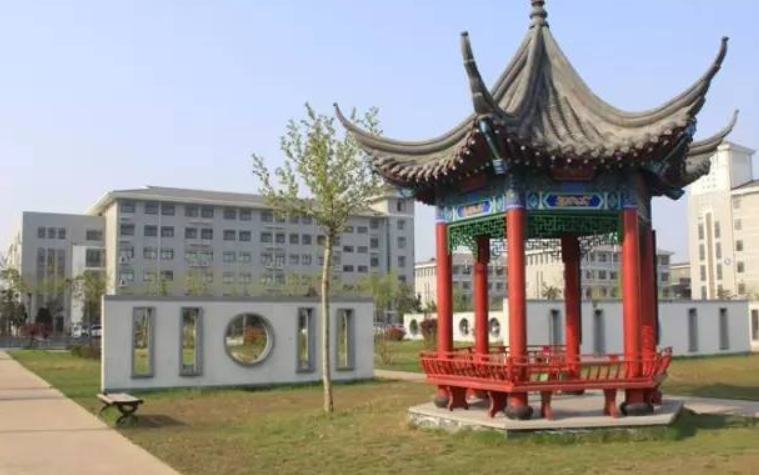 河南“改名”很成功的高校，校名看着像211，实则是专科院校