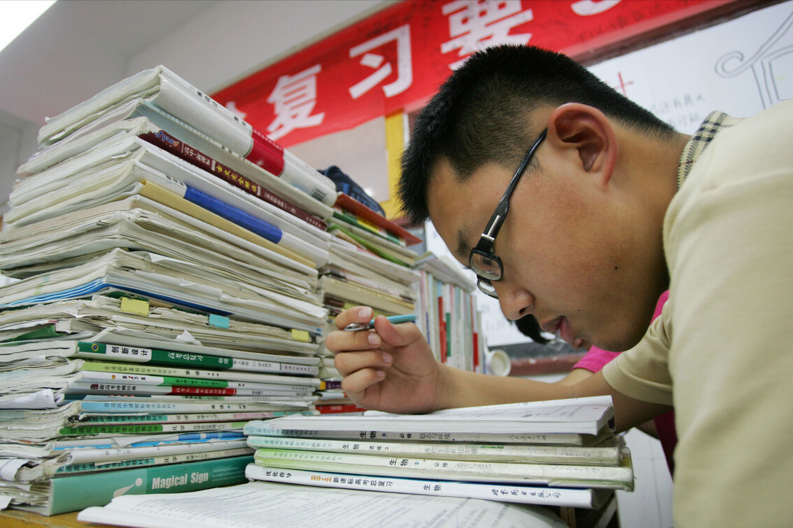 高考成绩档次划分，不同分数段能上什么样档次的大学？学生可自测