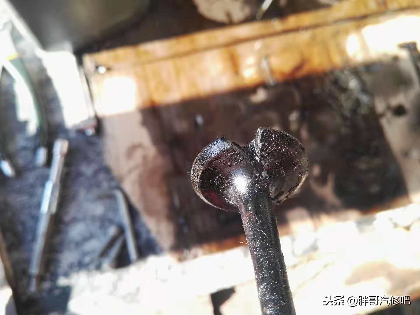 宝马740大修发动机，维修费用惊人，换成油钱胖哥能把车开报废