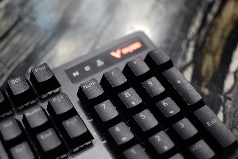 雷柏V500PRO多模版.有线/无线.背光游戏机械键盘