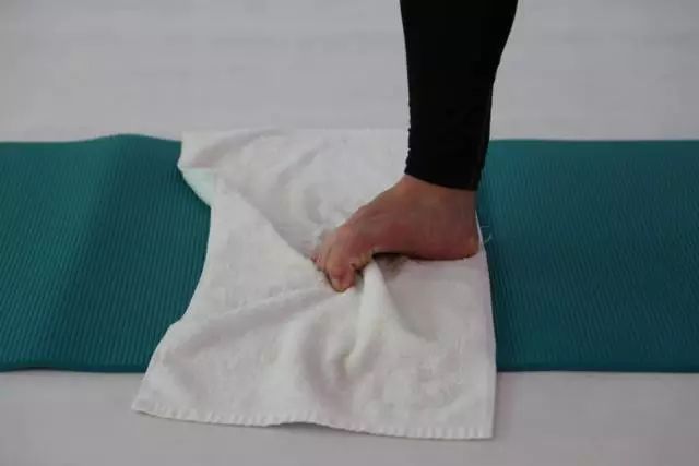 10个女生9个说自己小腿粗：解决萝卜腿，最有用方法竟然不是运动？