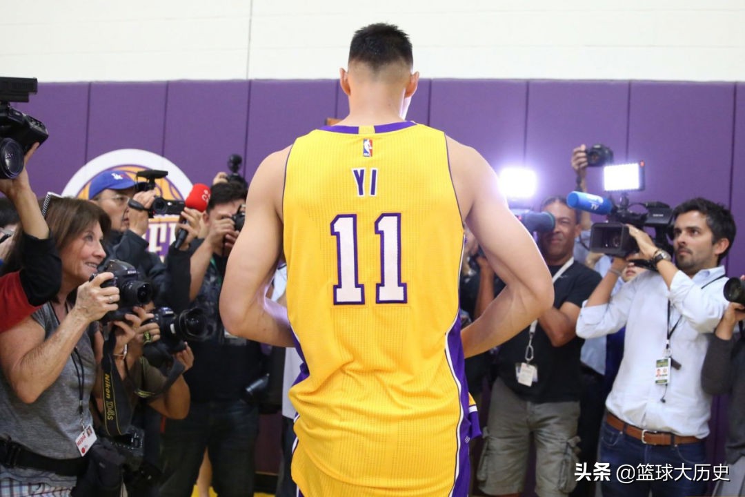 易建联为什么没有在nba(易建联还去过湖人？短短69天，他满怀期待而去，为何主动离开！)