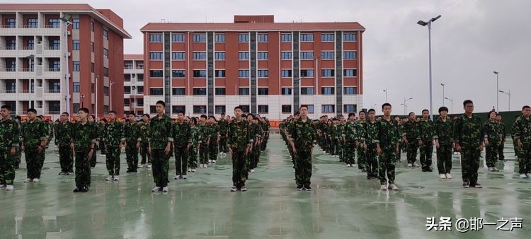 邯郸市五中2021级新生军训系列报道三：新生军训感悟选登