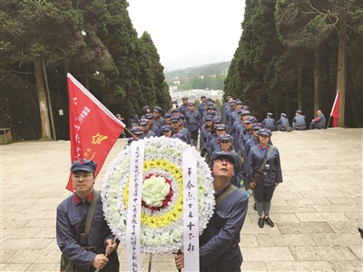 婷婷俱乐部(盐城中行：撸袖实干再启新时代长征路)