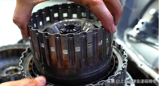 一百多W的辉腾变速箱损坏严重，技师“妙手回春”修好