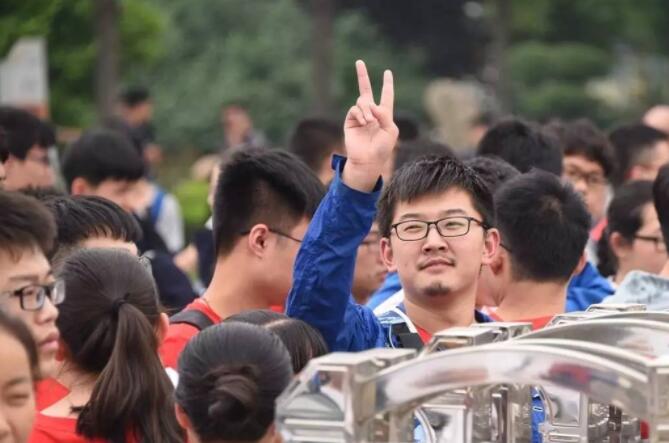 “3+1+2”新高考再添7省，选科仍是大问题，学生家长提前做好准备